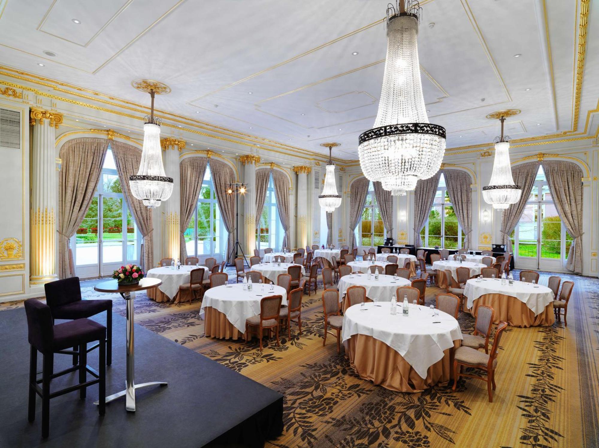 Waldorf Astoria Versailles - Trianon Palace Eksteriør billede